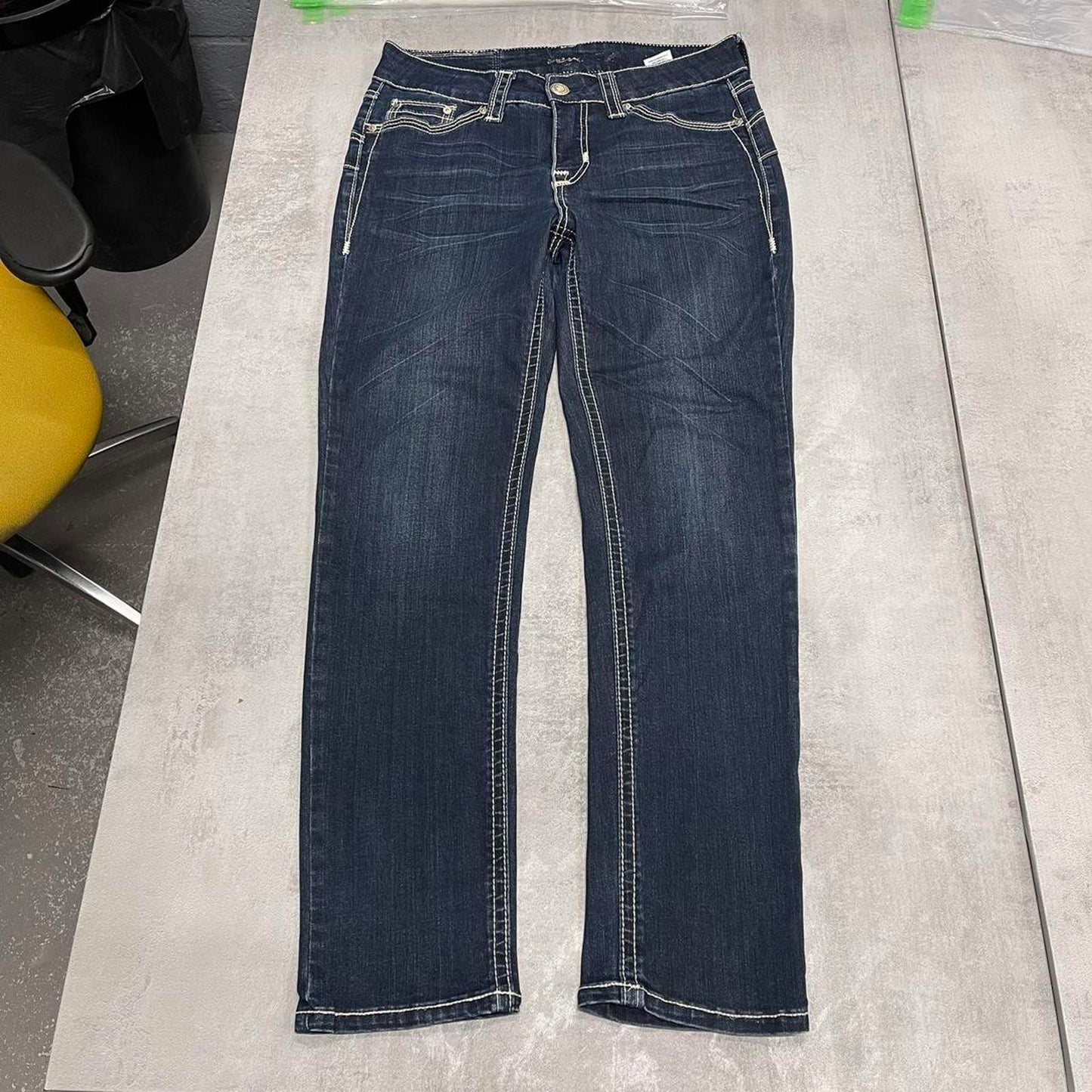 Embroidered jeans W32L30