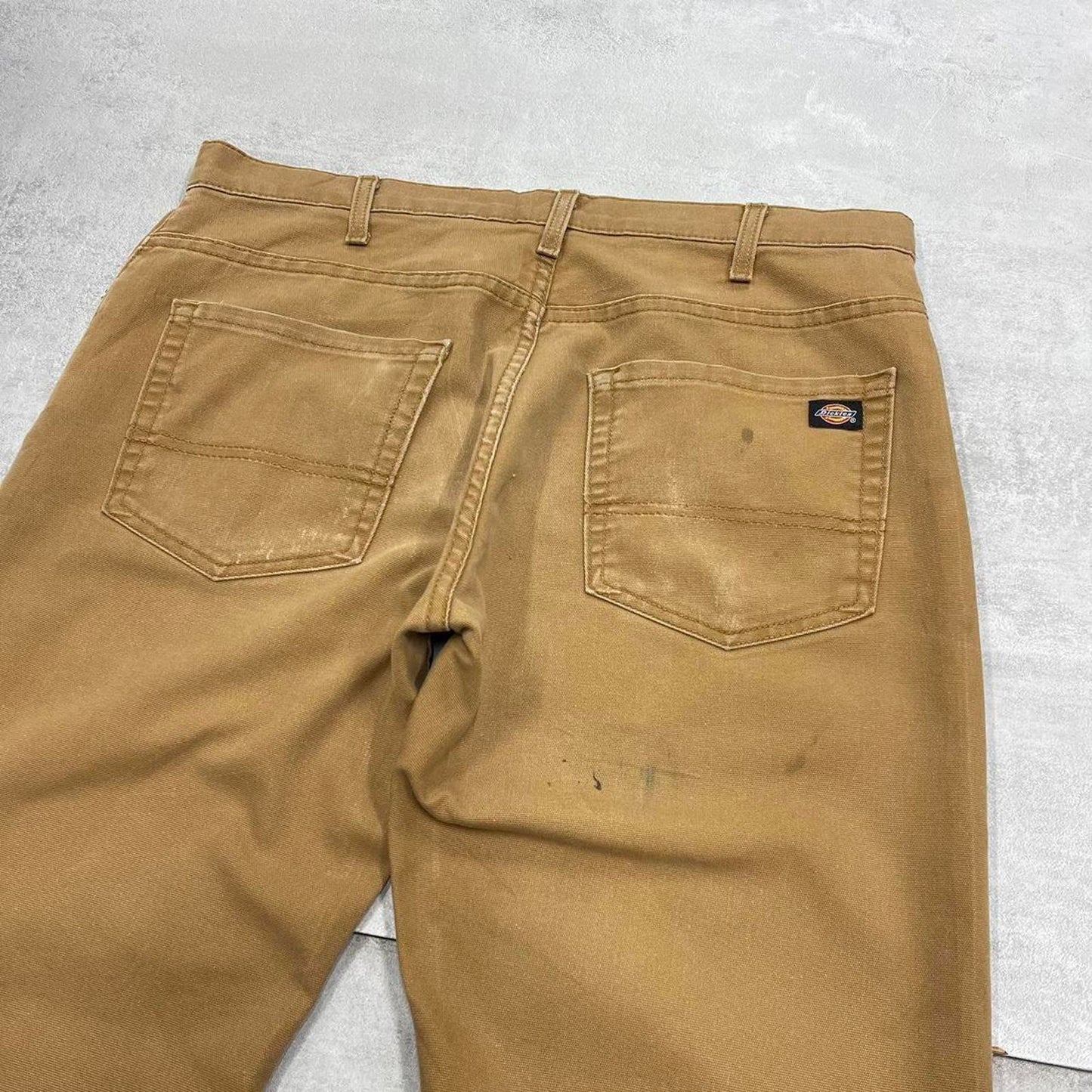 Tan Dickies trousers W34L32 90s style work pants straight fit