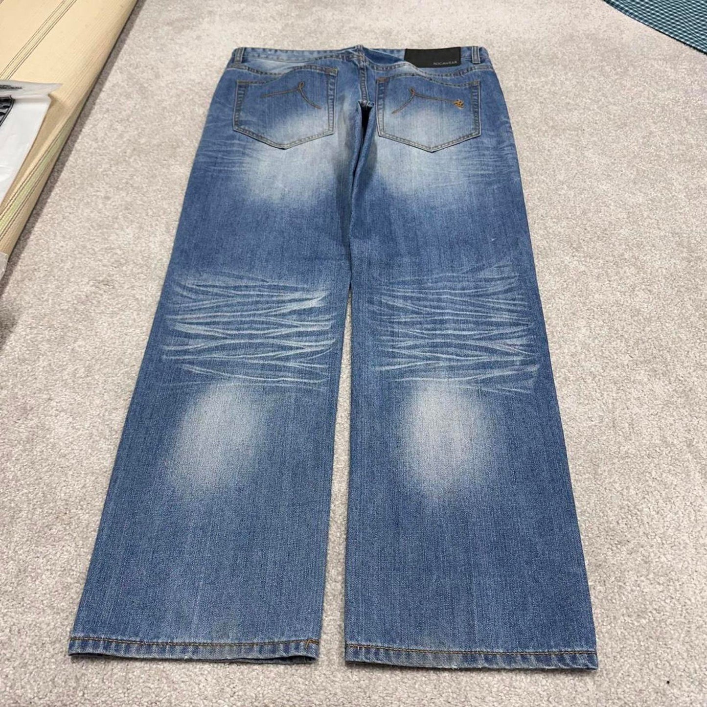 90s y2k Rocawear jeans embroidered W38L32 loose blue denim skate style hip hop pants