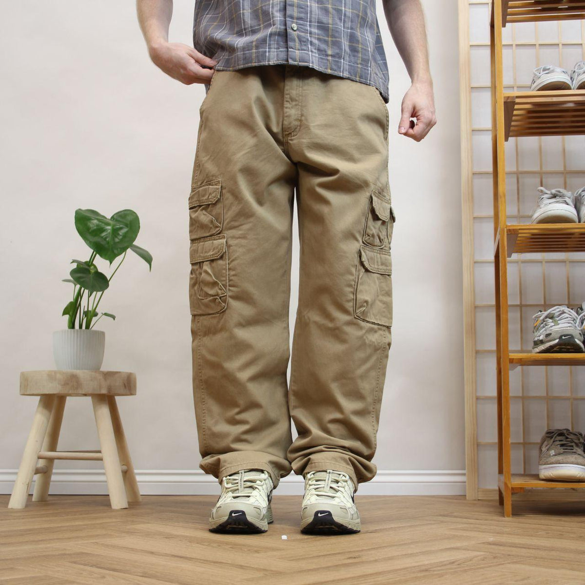Y2K Wrangler cargo pants tan Loose straight utility workwear skater trousers