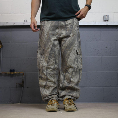 Vintage Liberty baggy camo cargo pants khaki Loose leg camouflage Y2K hunting style trousers