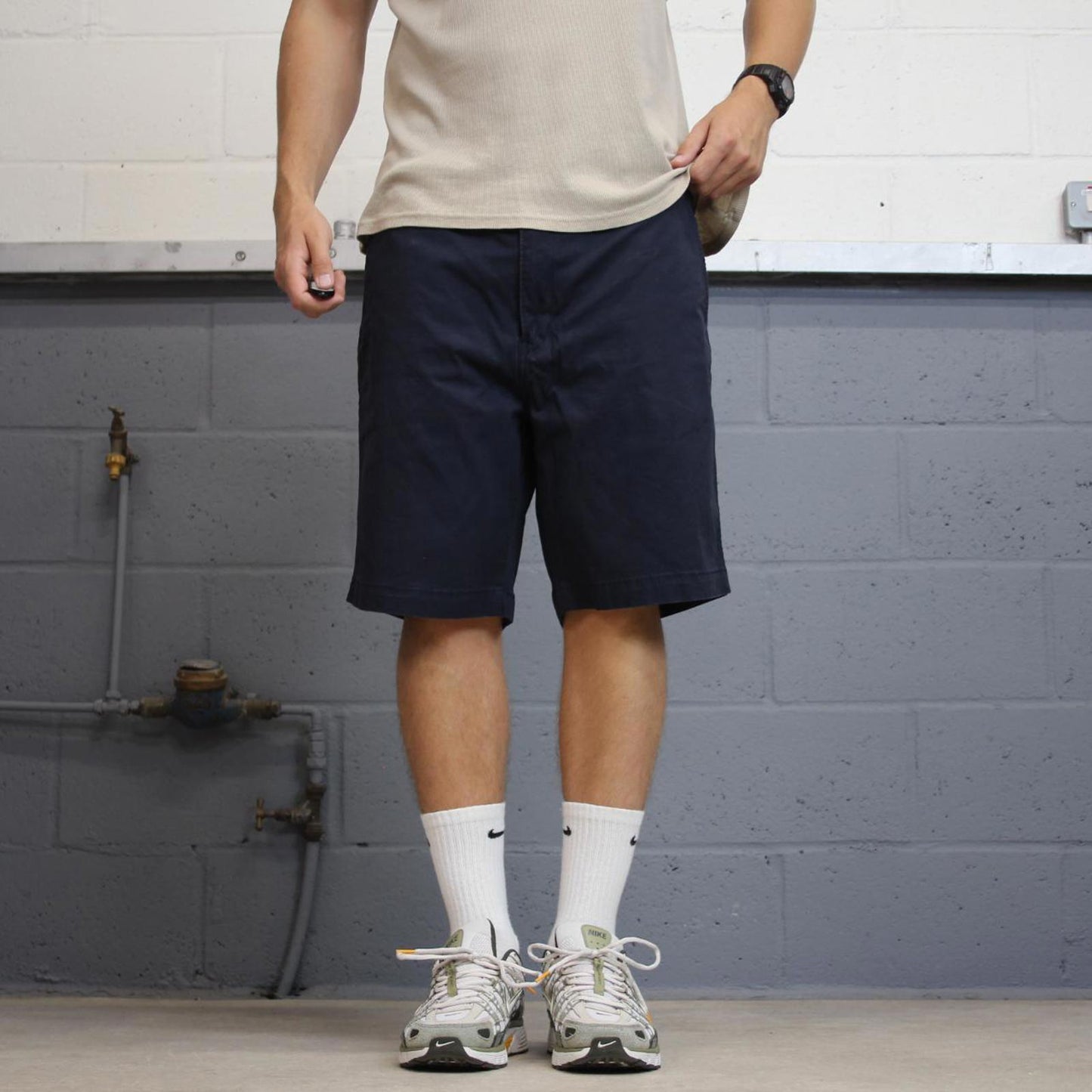 Navy Levis XX Chino shorts W38