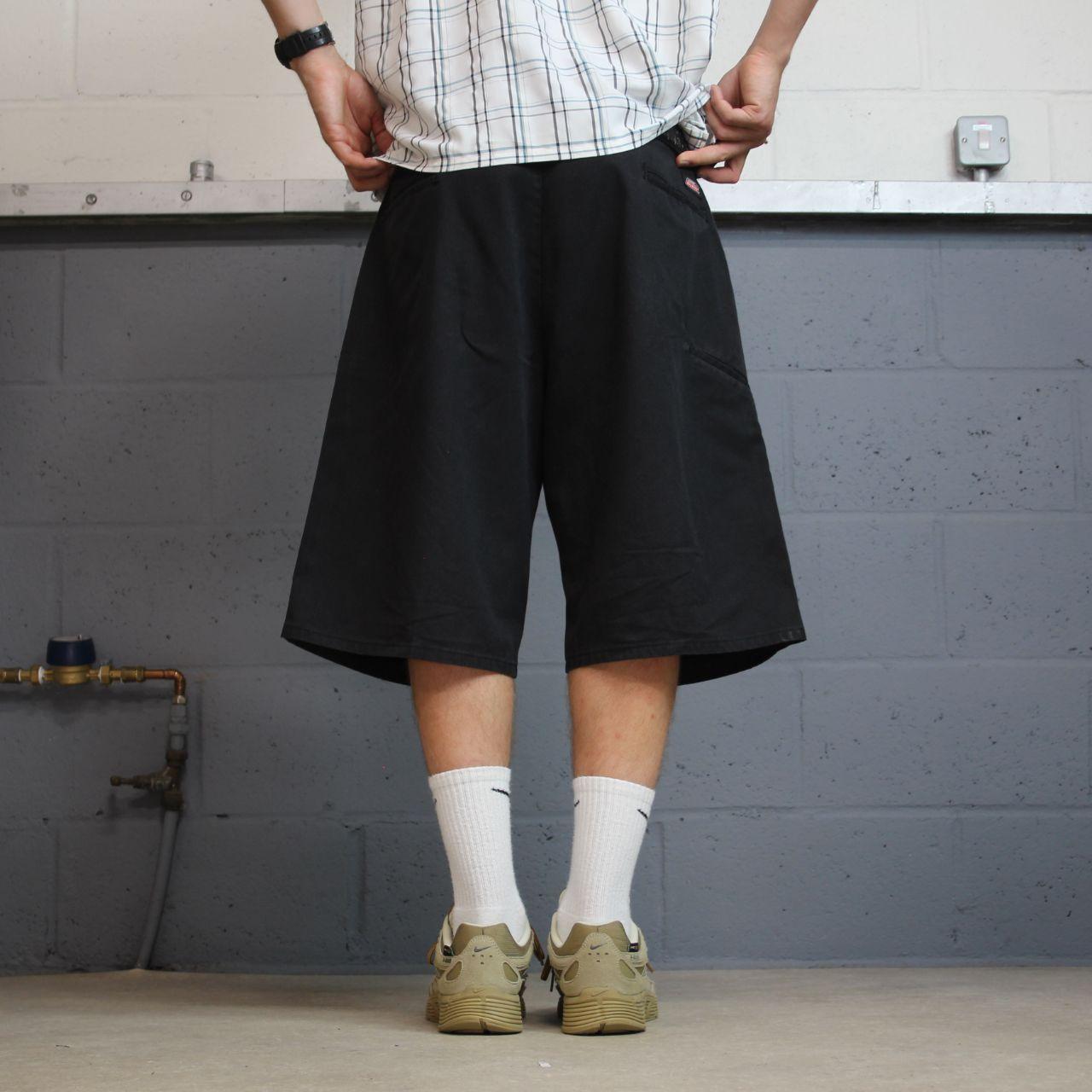 Dickies carpenter shorts loose leg black Twill chino skater style shorts loose cargo