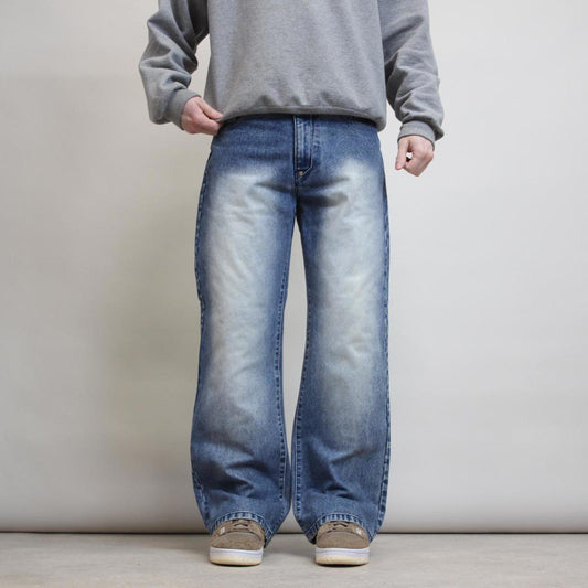 Akademiks jeans W32 L30 blue denim 90s style skater jeans