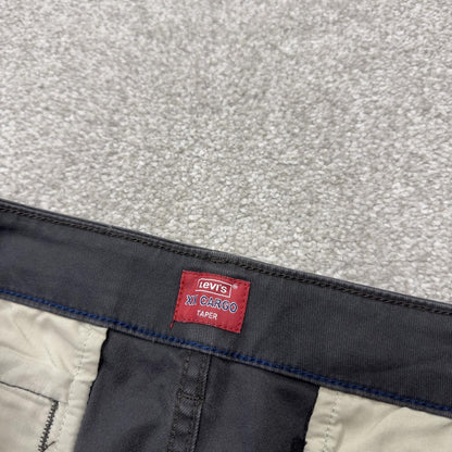Levi’s cargo pants y2k W32L30 grey Straight leg utility skater style pants