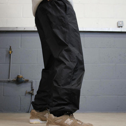 Baggy Adidas Trackies L black y2k 00s style loose mesh lined wide leg joggers embroidered logo
