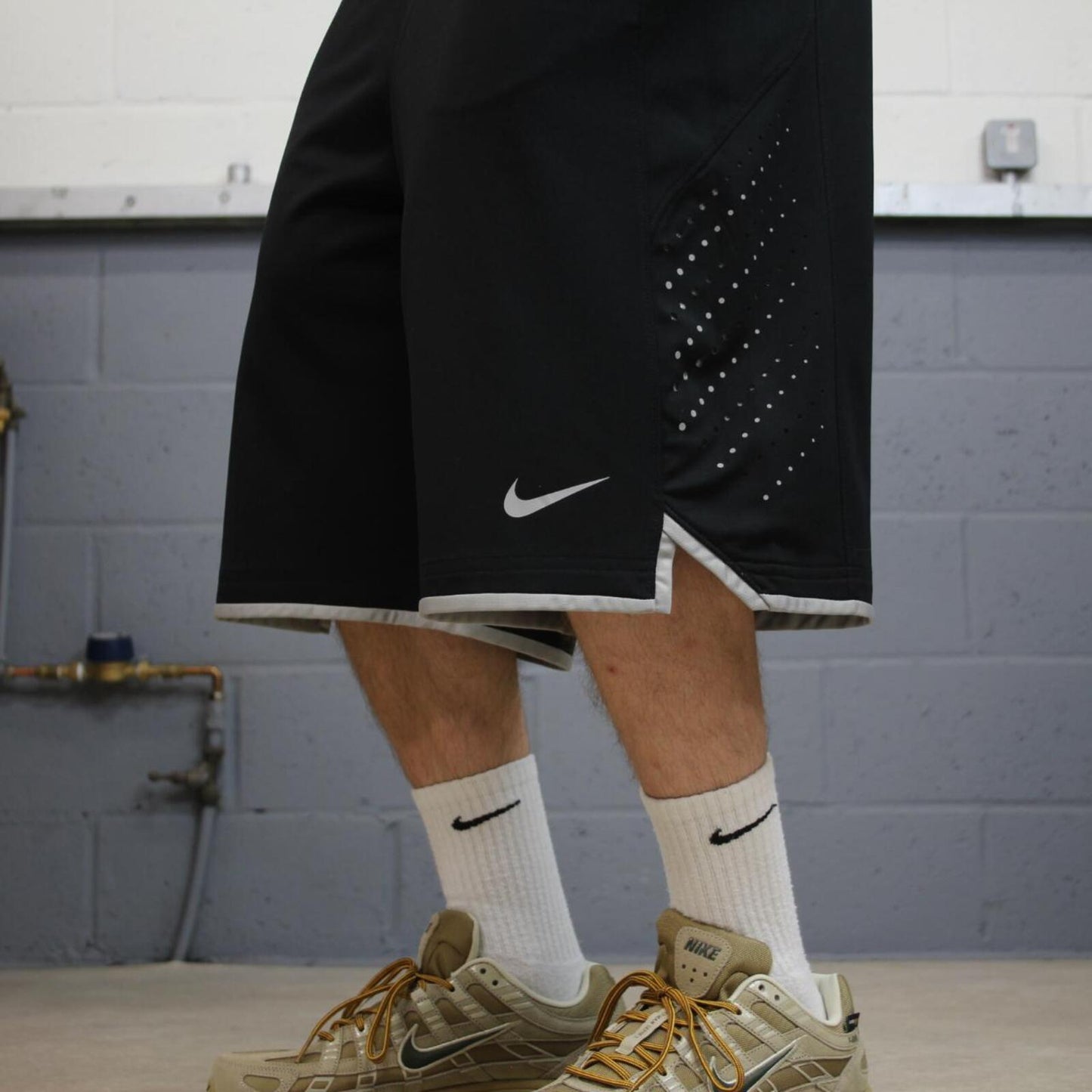 Baggy Nike sports shorts Dri-Fit black Basketball style comfy loose floaty summer festival shorts