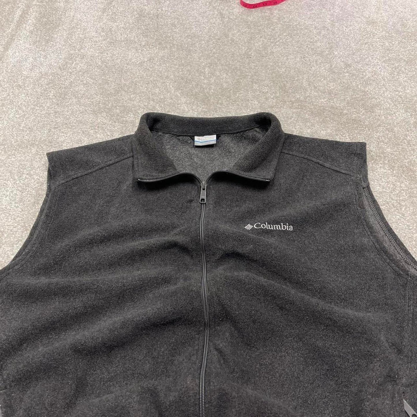 Grey Columbia technical fleece gilet XXL full zip up y2k style autumn