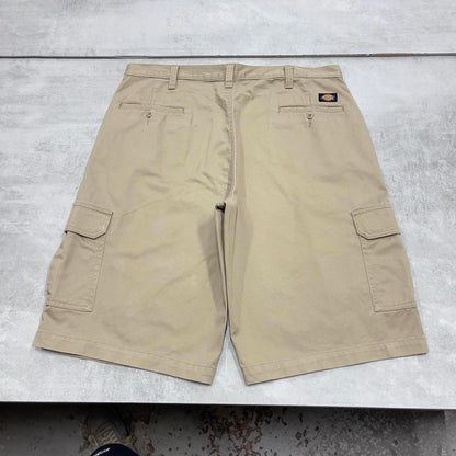 Baggy khaki Dickies cargo shorts W38