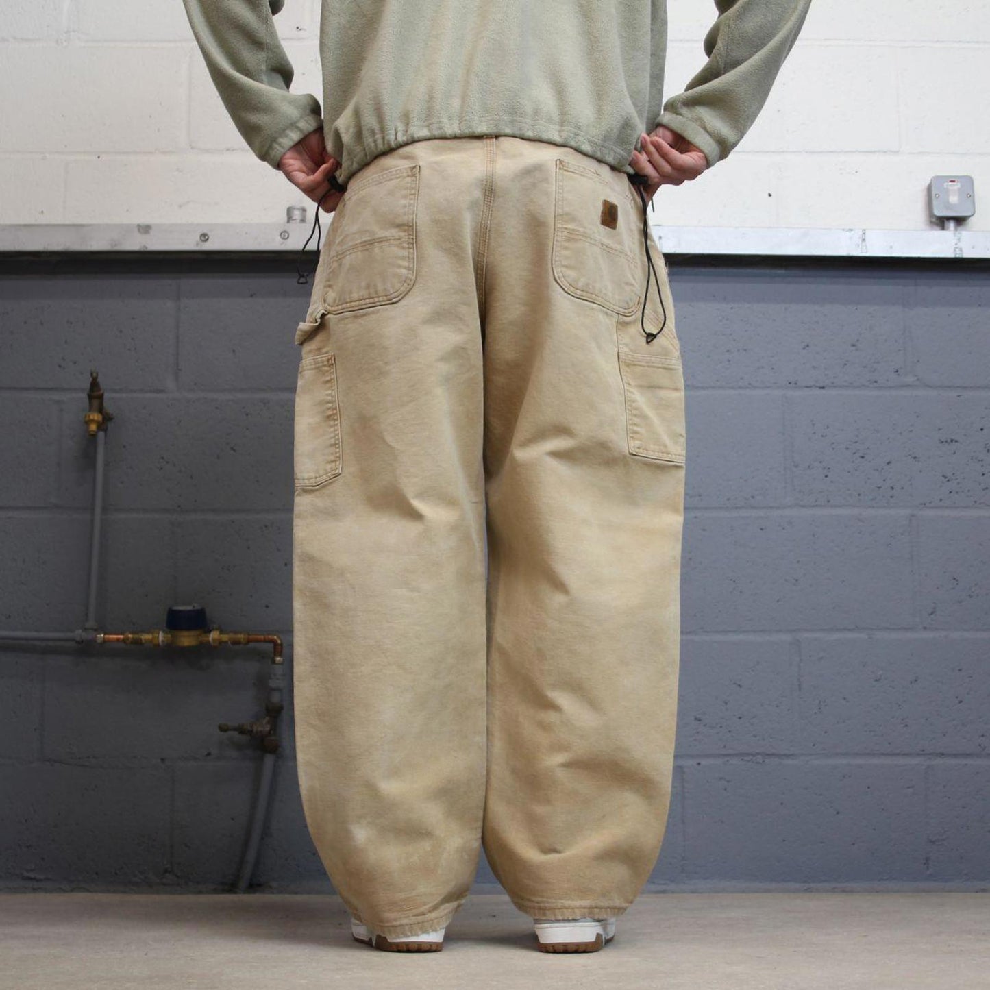 Baggy vintage Carhartt carpenter jeans tan brown Loose wide leg skater style cargo work pants