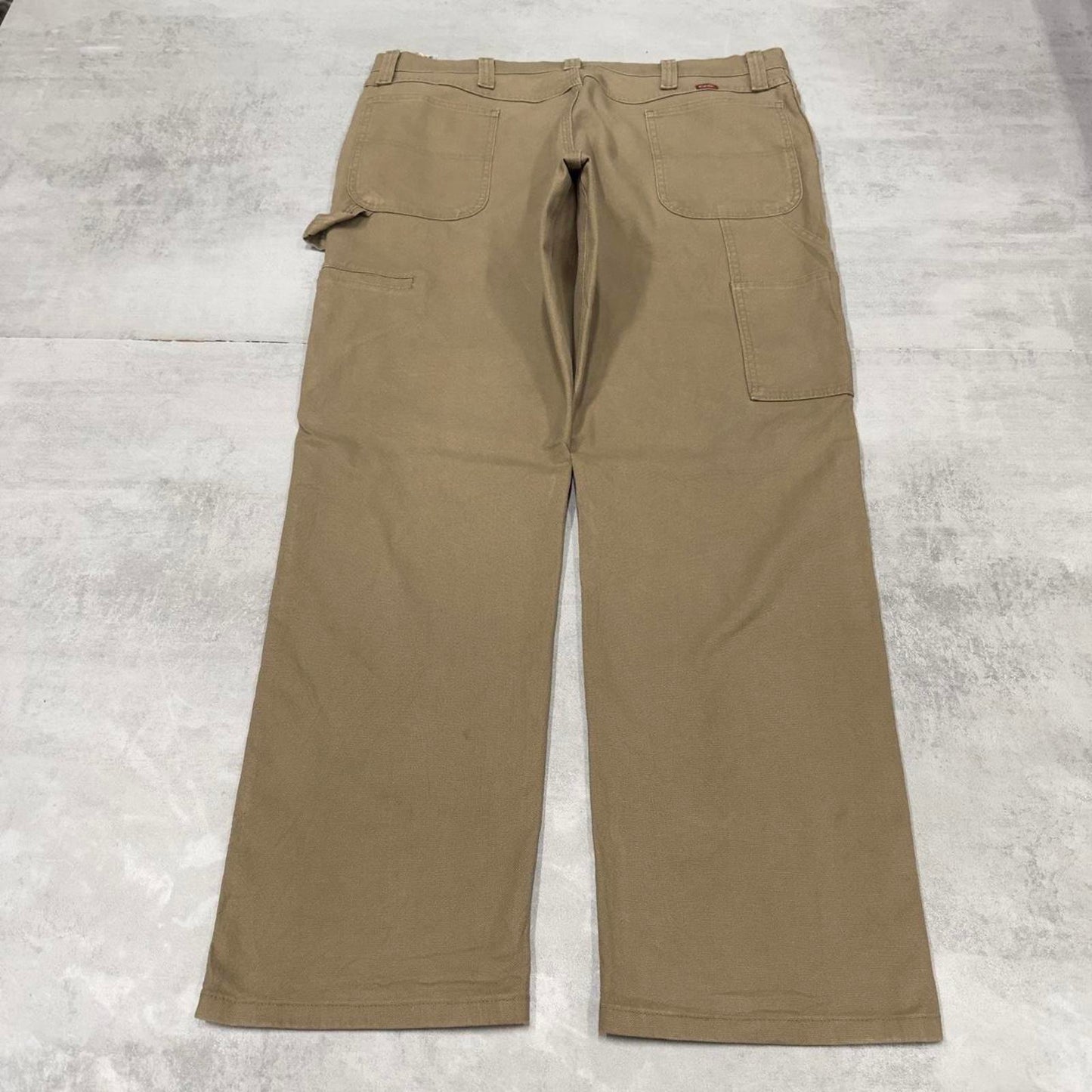 Khaki Wrangler carpenter pants W40L32 loose cargo skater style jeans