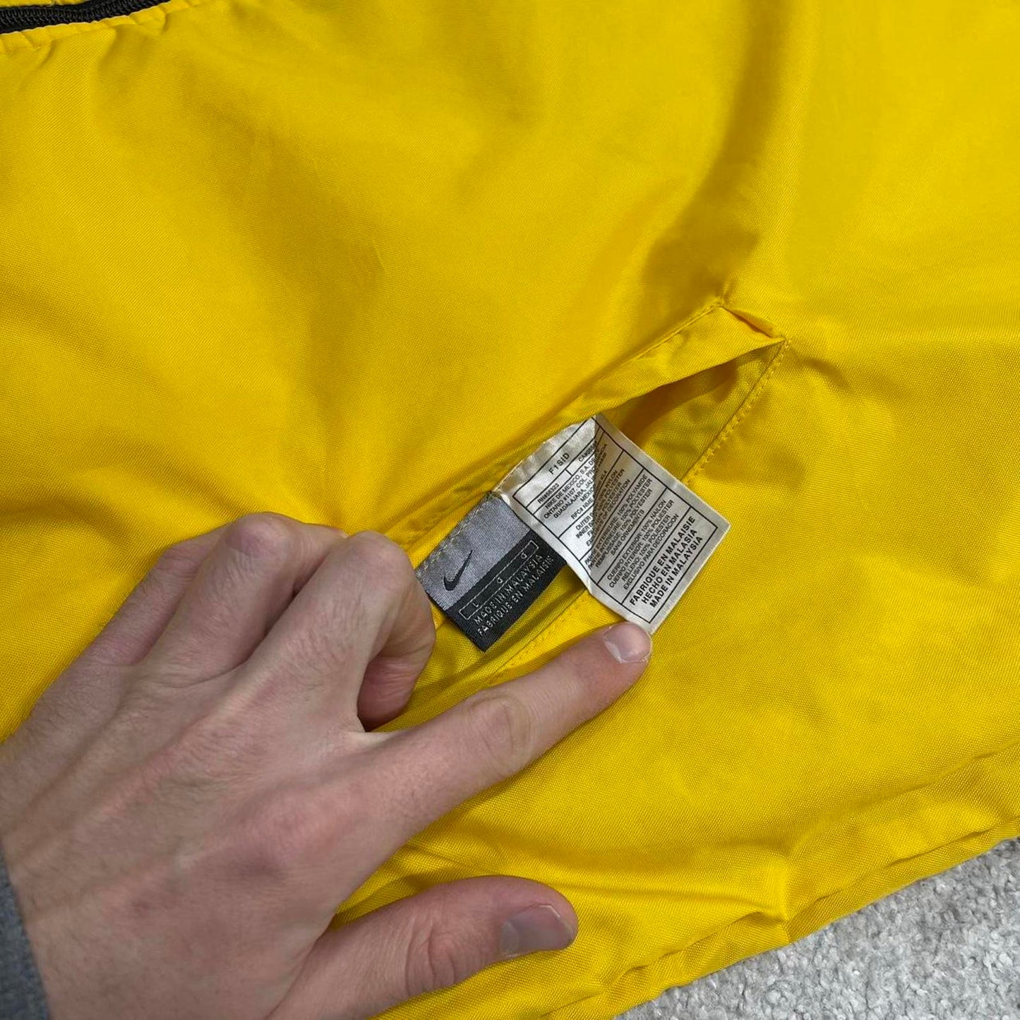 00s Nike technical windbreaker jacket reversible L men's y2k style yellow grey full zip hooded coat