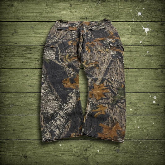 Vintage camo cargo pants y2k utility khaki Field Staff mossy oak Realtree camouflage hunting cargos