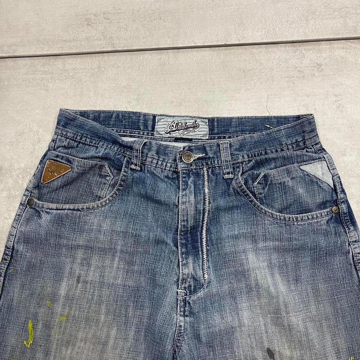 Blue Akademiks jeans W29L30 big embroidered y2k stitch design loose fit