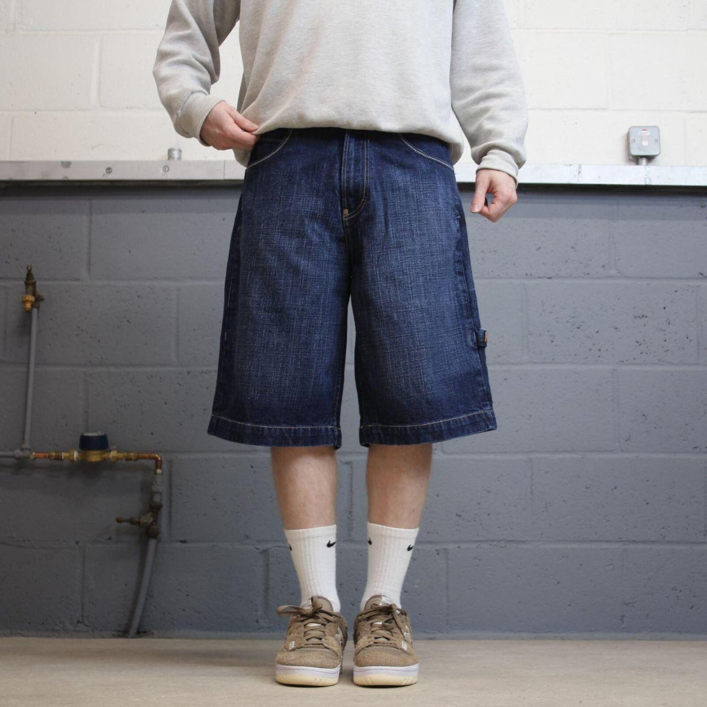 JNCO Y2K serpent 8 ball carpenter shorts skater style blue Loose denim large rear pocket jorts