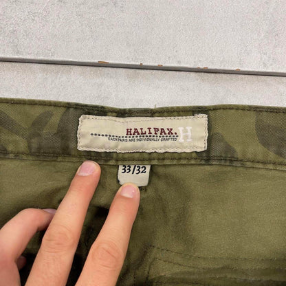 Baggy camo Halifax cargo pants W36L33 Khaki Green forest camouflage loose y2k style cargos