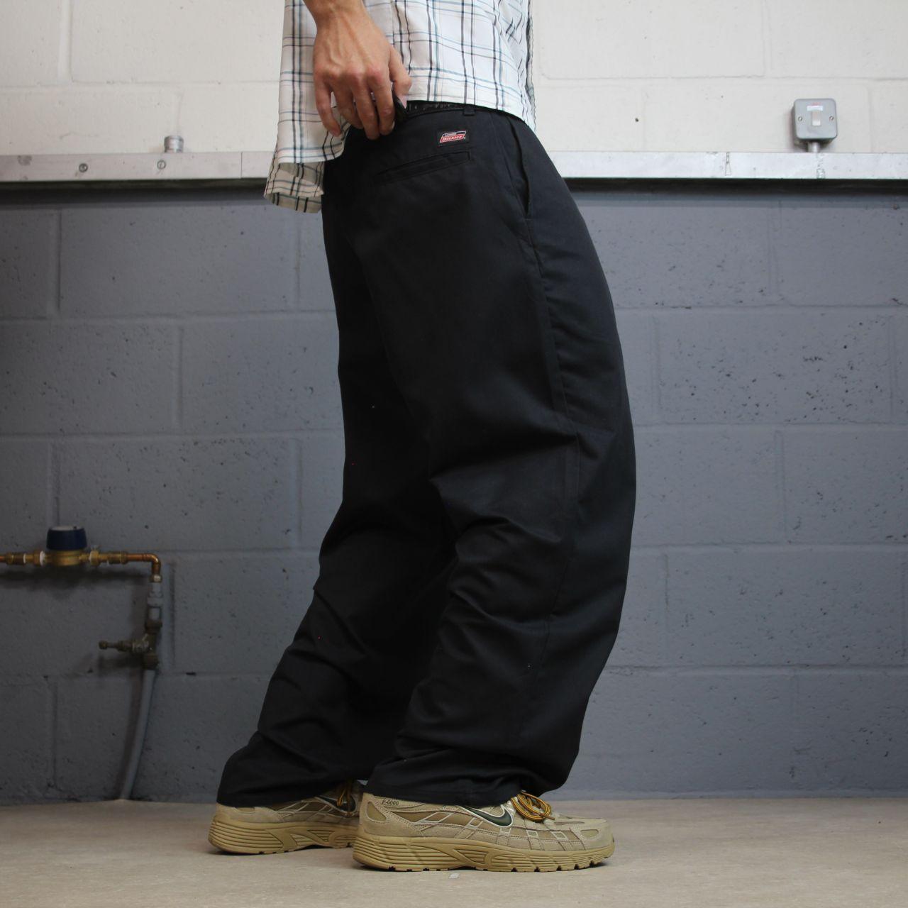 Dickies chino pants black W40L30 Loose skater style work trousers