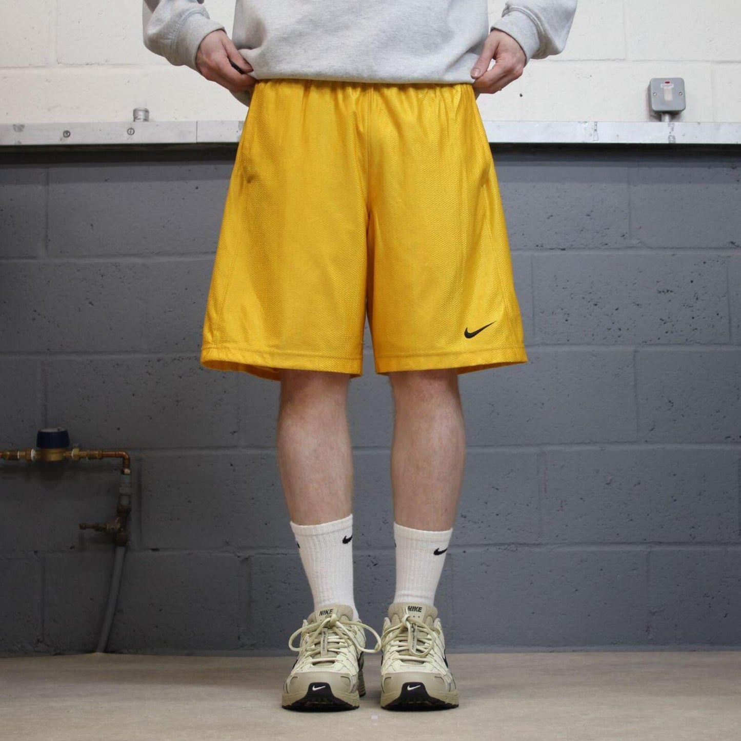 Loose Nike sports shorts y2k yellow Casual style comfy loose floaty summer gym shorts
