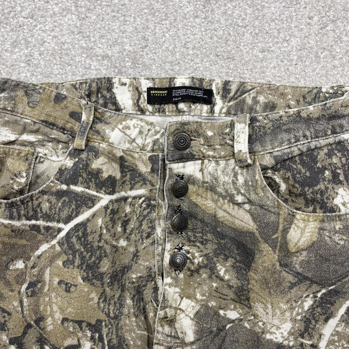 Y2k camo cargo pants brown Finesse floaty tree camouflage cargos