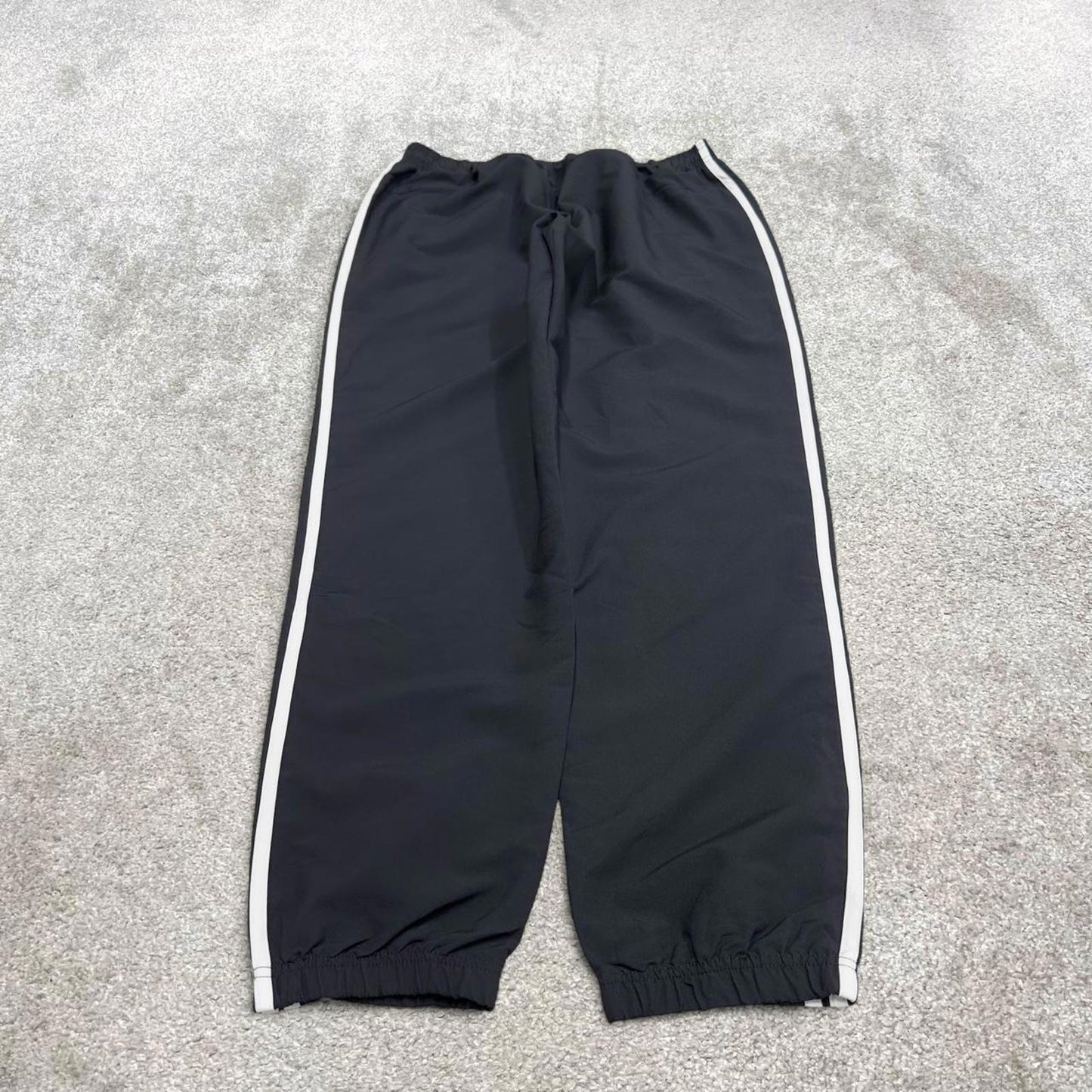 Y2k Adidas tracksuit bottoms L 00s style sportswear joggers mesh lined track pants print logo
