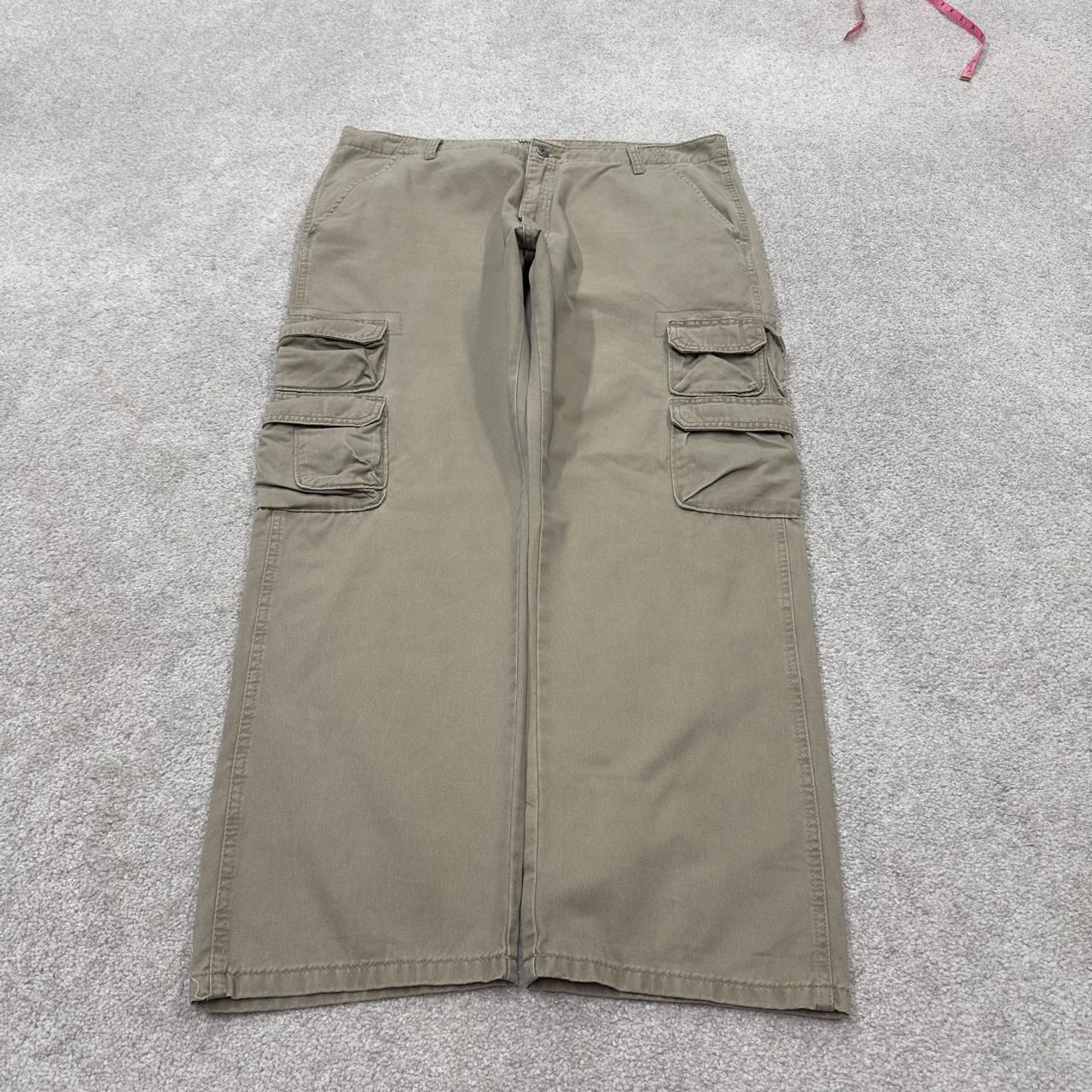 Wrangler cargo pants y2k beige W38L30 Straight leg skater work pants