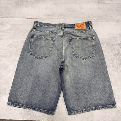 Mens Levi’s denim shorts W36