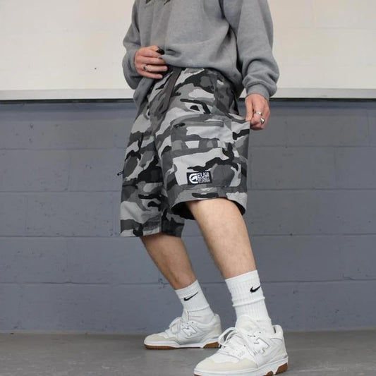 Y2K Camo cargo shorts W38 Eckō Unltd Loose hip hop cargo shorts