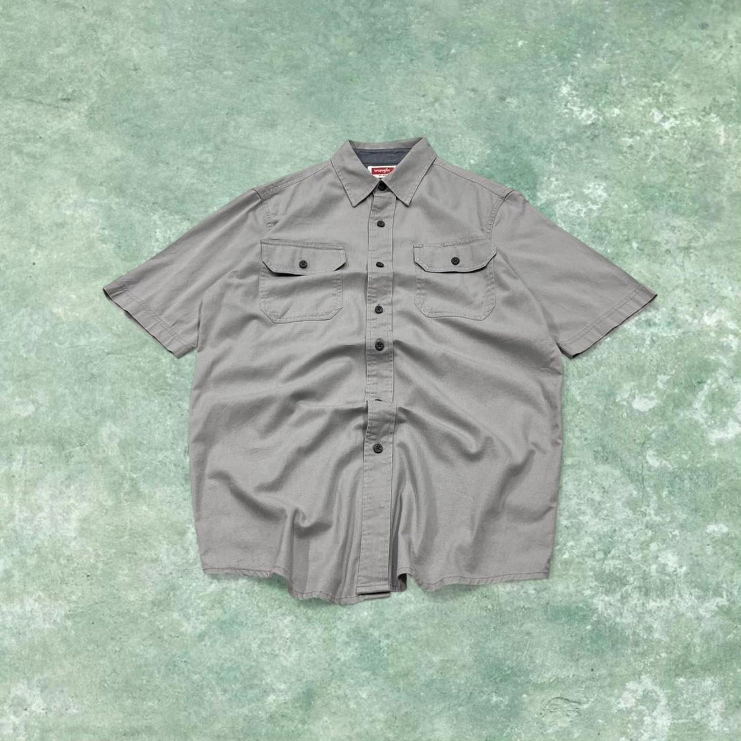 Y2K Wrangler short sleeeve shirt grey Workwear style button down summer shirt