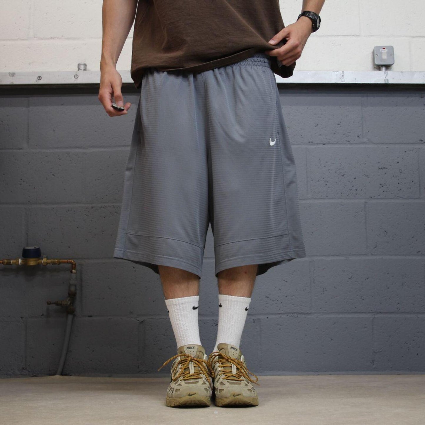 Baggy Nike sports shorts y2k grey Basketball style comfy loose floaty summer gym shorts