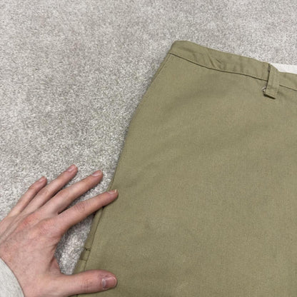 Y2K Dickies baggy carpenter shorts W42 skater style khaki Loose chino style summer festival shorts