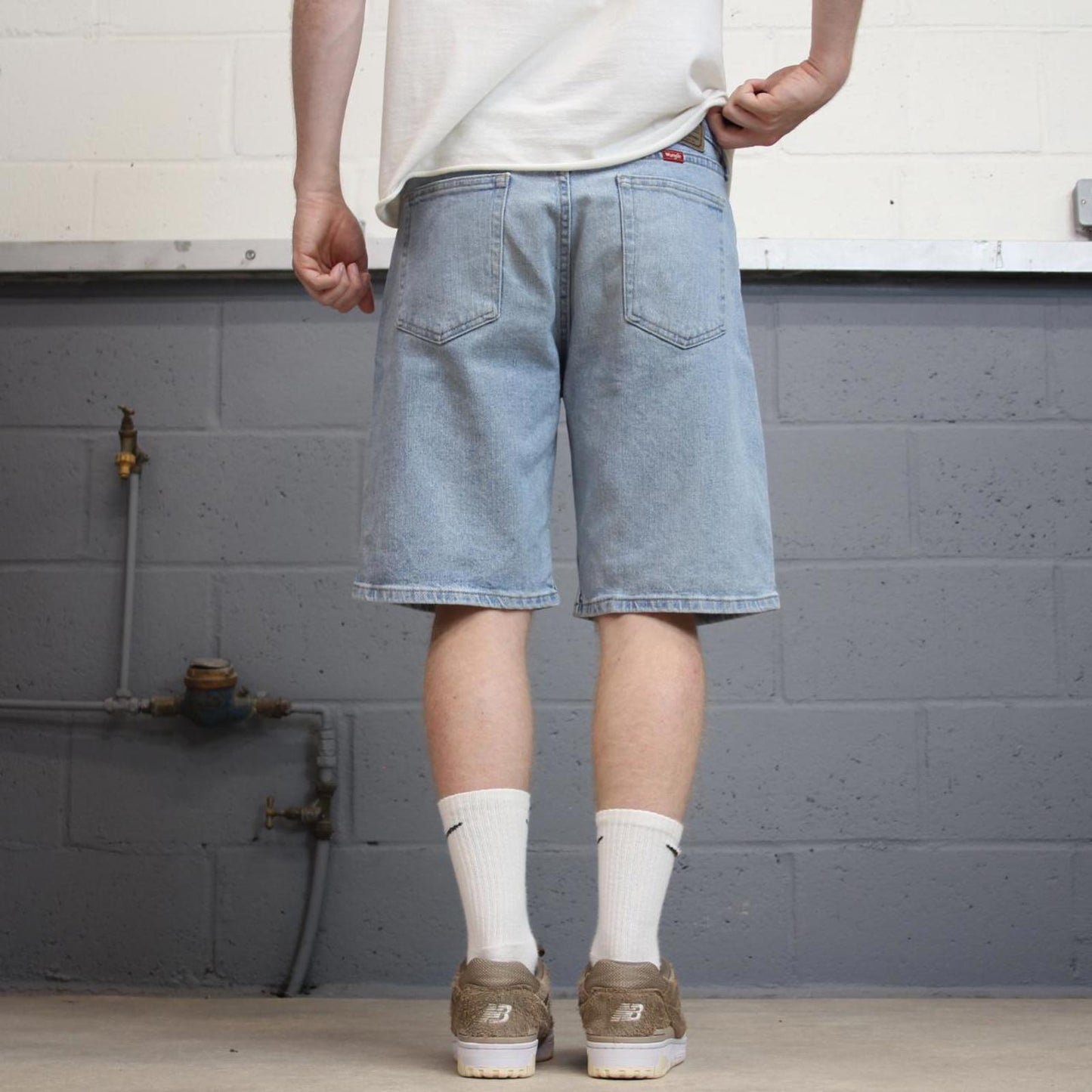 Mens Wrangler jorts W33