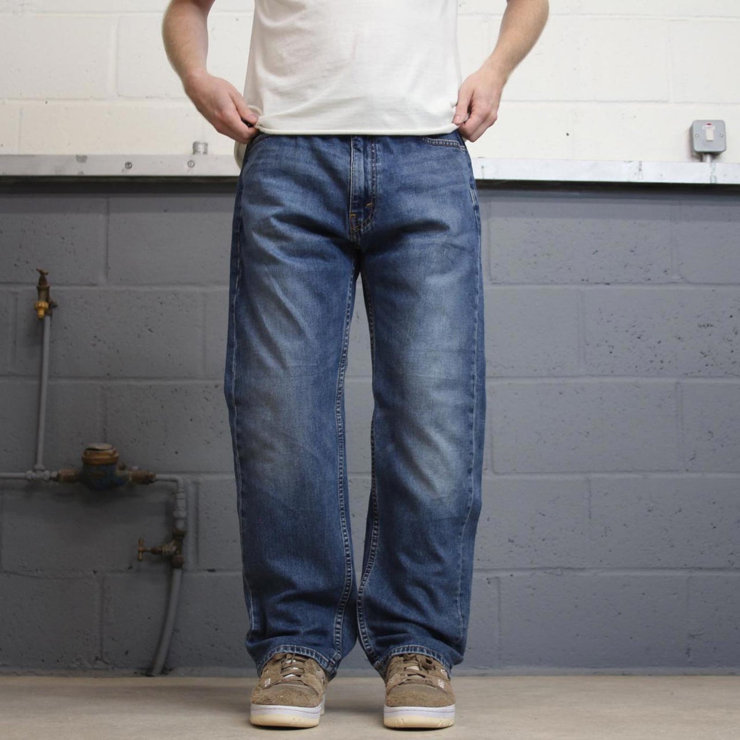Blue Levis 505 jeans W38L30 blue loose straight leg y2k style pants red tab logo