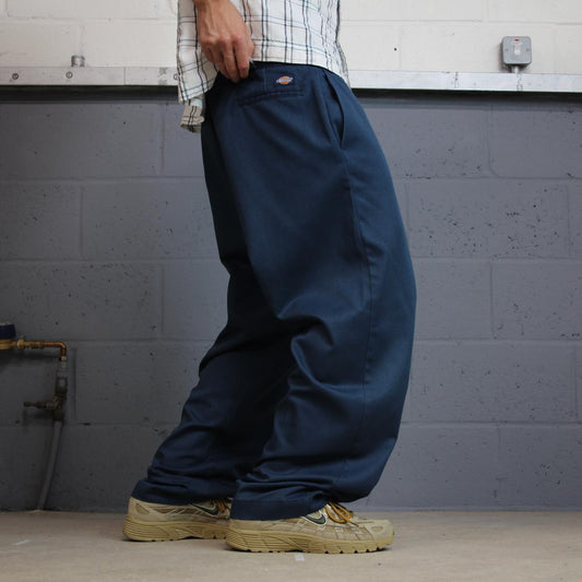 Dickies 874 pants W42L30 navy Chino style utility skate work trousers