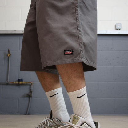 Extra baggy Dickies shorts carpenter grey Twill chino skater style shorts wide long leg
