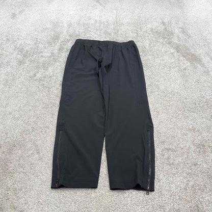00s Under Armour tracksuit bottoms y2k M black joggers print logo gym wear trackies