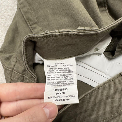 Wrangler cargo pants y2k khaki W30L30 Slim straight leg skater work utility pants