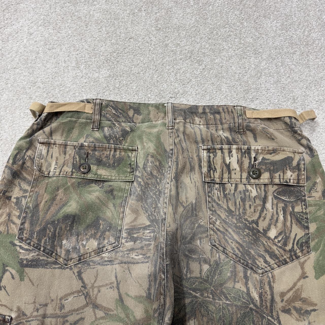 Cabela's Realtree camo cargo pants Y2K khaki camouflage pattern outdoors hunting utility trousers