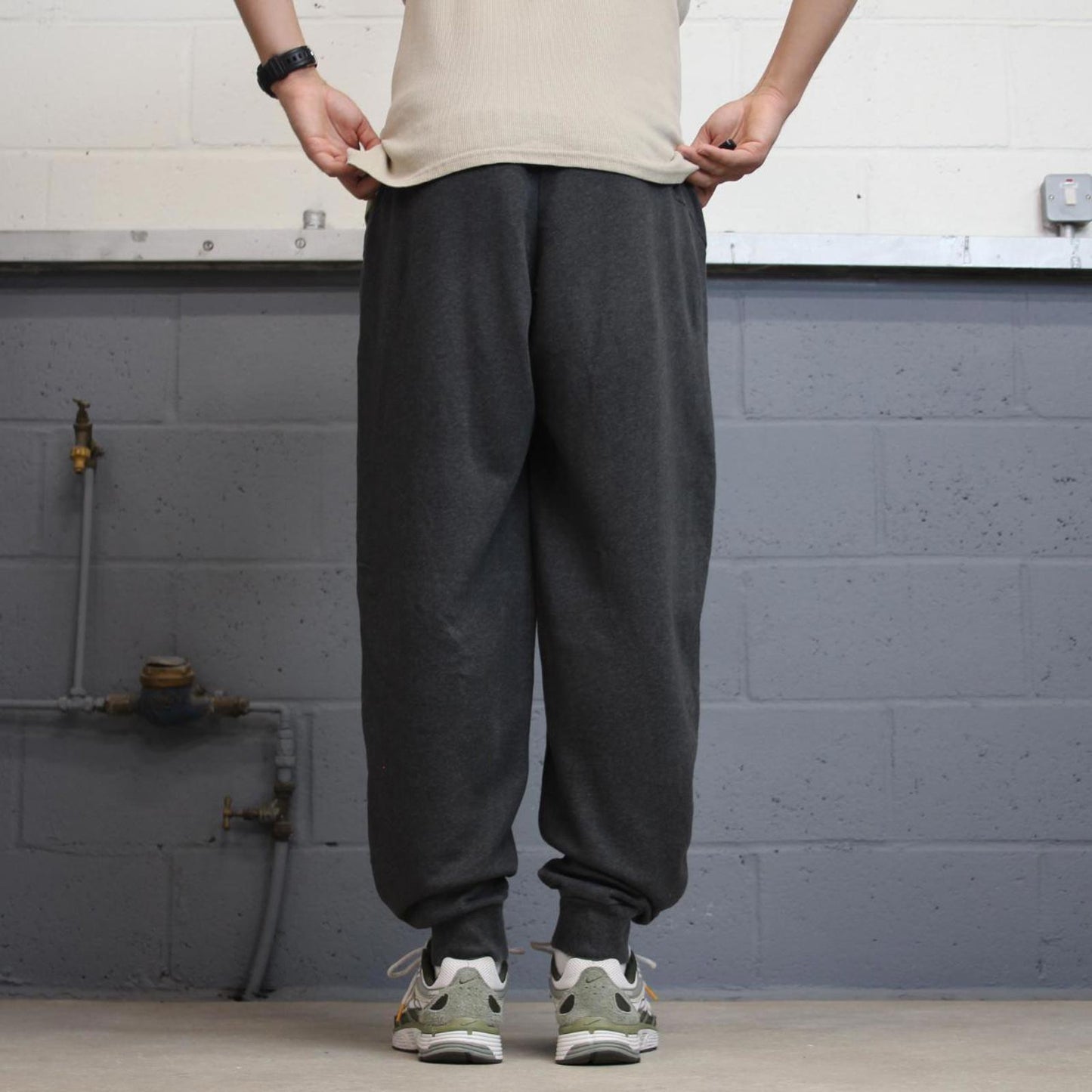 Baggy grey Puma joggers XL y2k style sportswear track pants loose fit