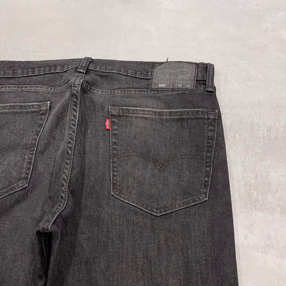 Vintage Black Levi's 505 jeans W36L32 loose denim 90s style jeans red tab logo