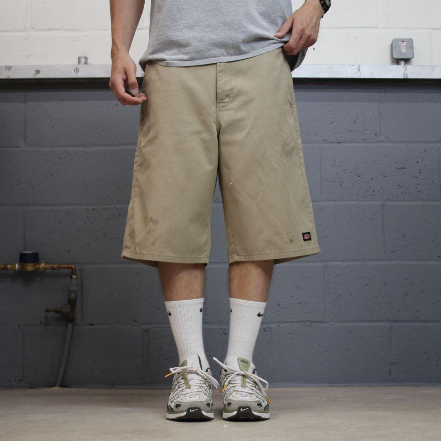 baggy Dickies carpenter shorts khaki Twill chino skater style shorts wide long leg
