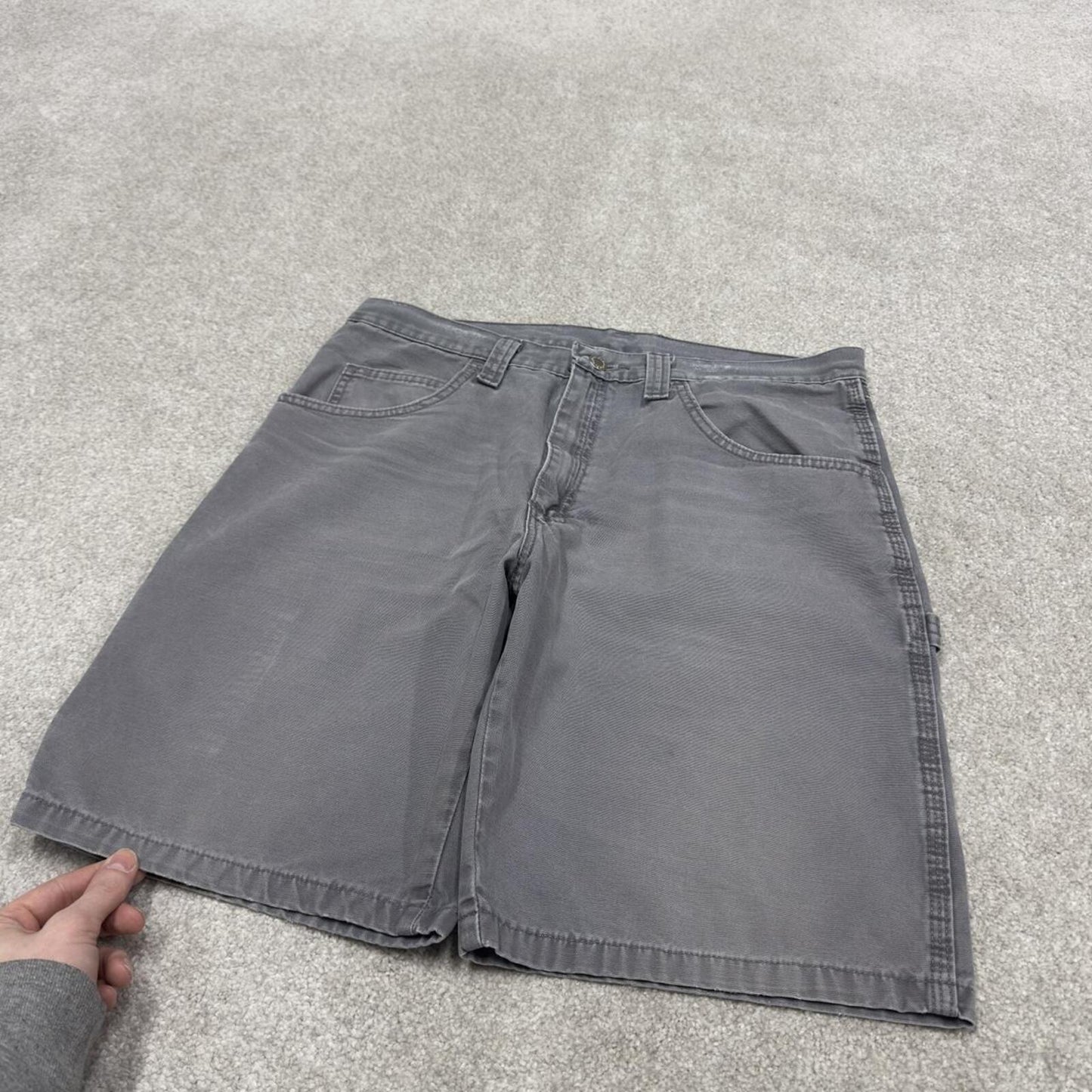 Wrangler Y2K carpenter skate shorts W34 grey loose canvasy summer festival shorts