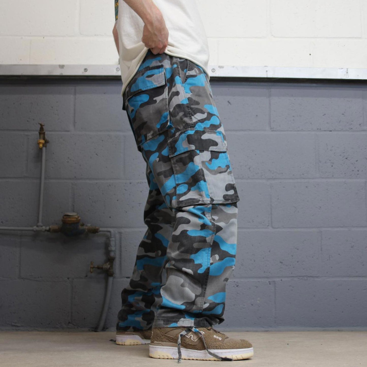 Baggy camo Access cargo pants W34L32 blue grey tiger camouflage y2k style cargos adjustable cuffs