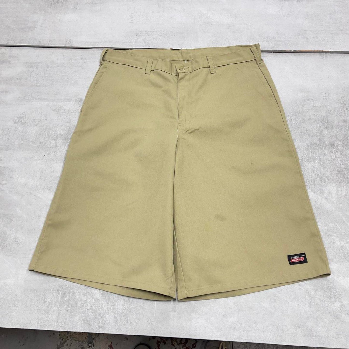 Baggy Dickies carpenter shorts W36