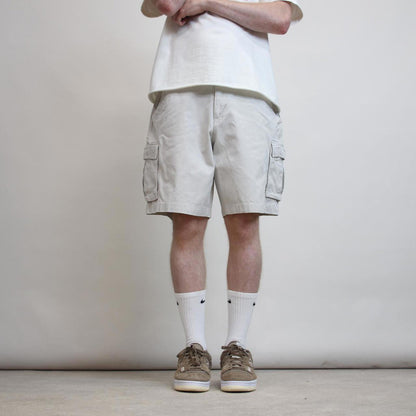 Mens Columbia cargo shorts W32