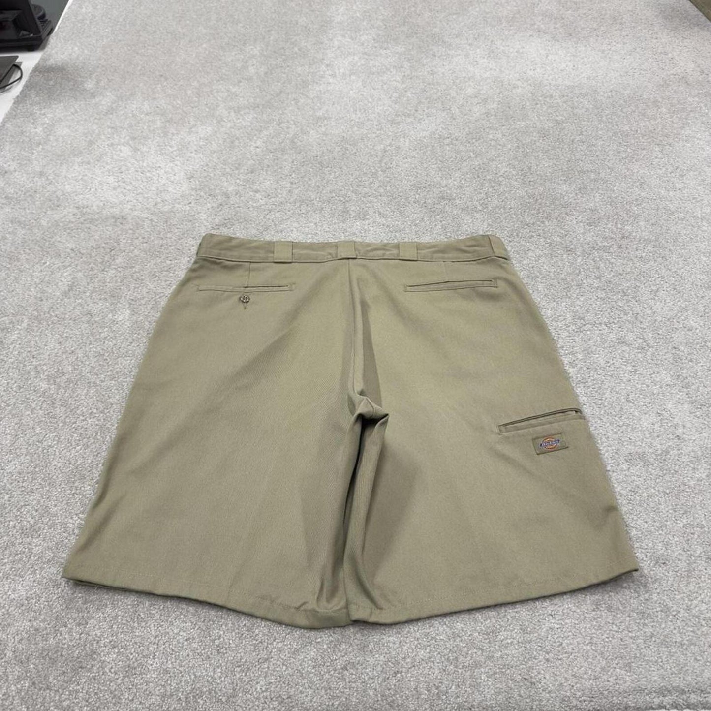Dickies chino shorts carpenter khaki Chino style skater shorts loose leg festival