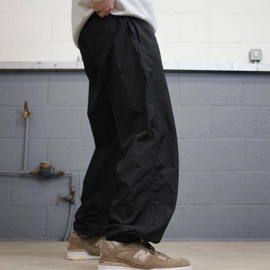 Black Reebok trackies L Loose y2k shell suit sportswear tracksuit bottoms ankle zips cuffed legs