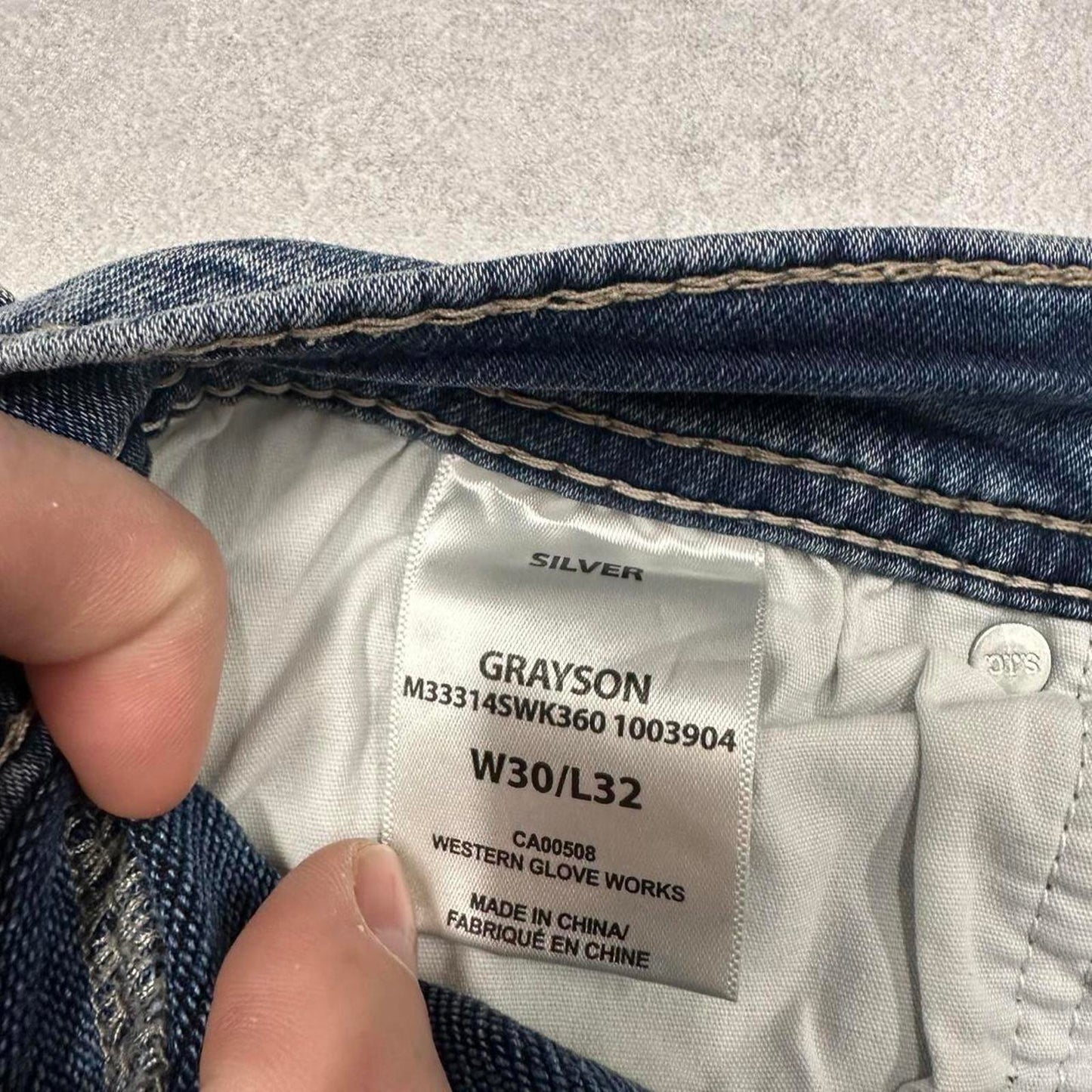 Embroidered denim shorts W32