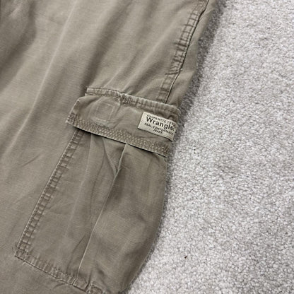 Baggy Wrangler cargo pants y2k khaki W32L34 Loose leg 2000s style skater work pants