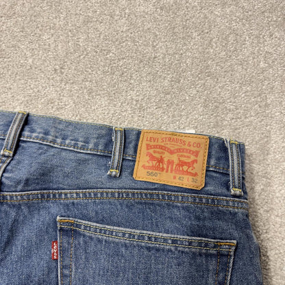 Baggy Levi’s 560 jeans y2k blue denim Levi’s wide leg skater 2000s style red tab logo pants