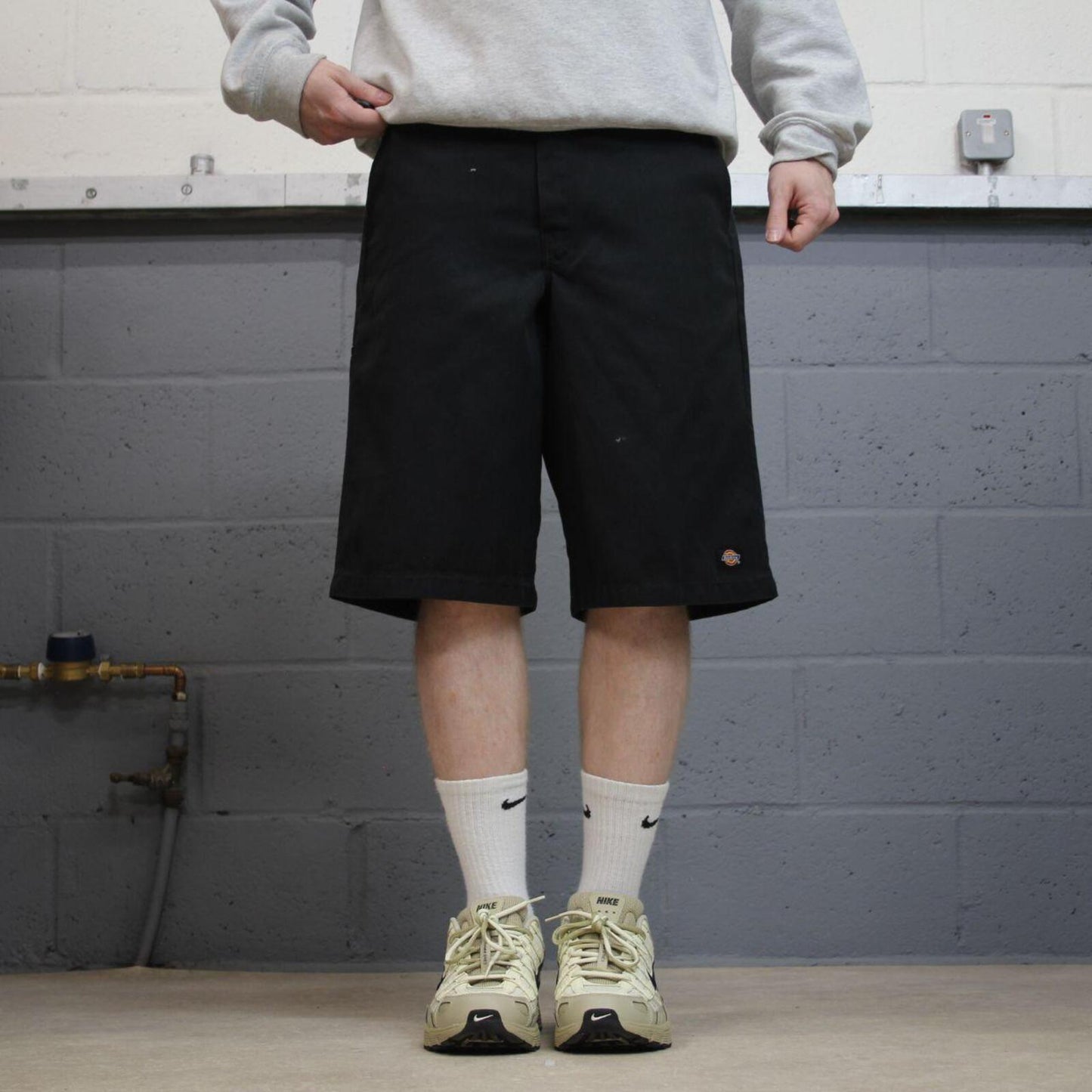 Dickies carpenter shorts long leg black Twill chino skater style shorts loose long leg